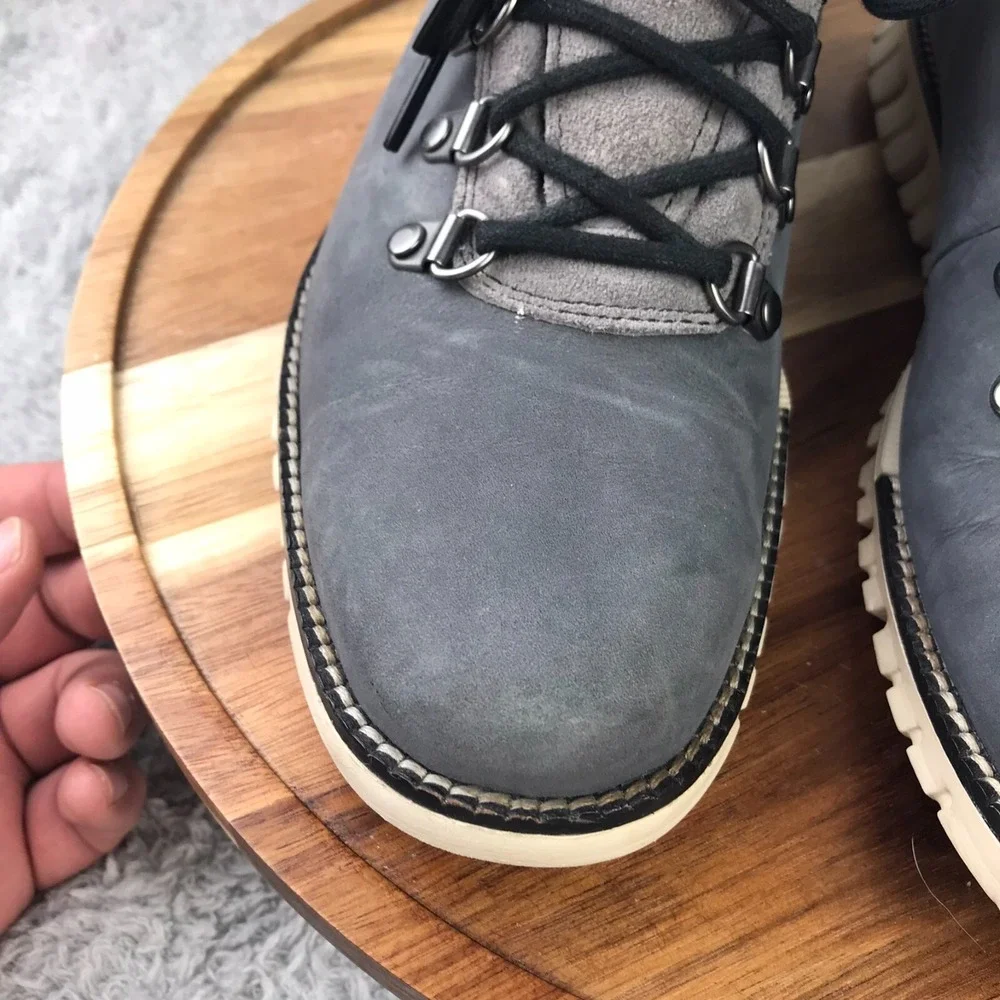 Cole Haan ZeroGrand Chukka Boots Mens 7.5M Gray Suede Water Resistant‎ Hiking